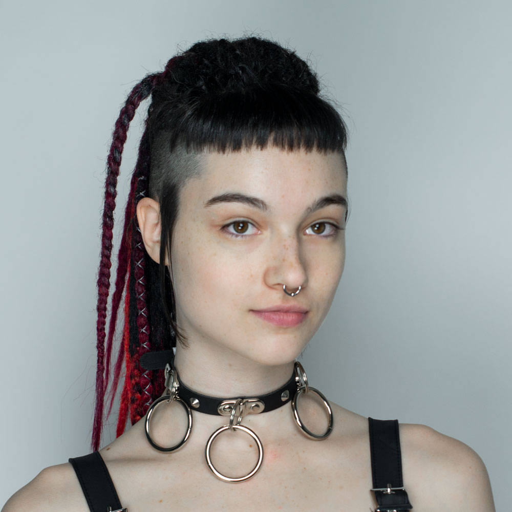 Bullet 69 Funky Punk - 1 row conical and 3 key rings Choker - Zwart